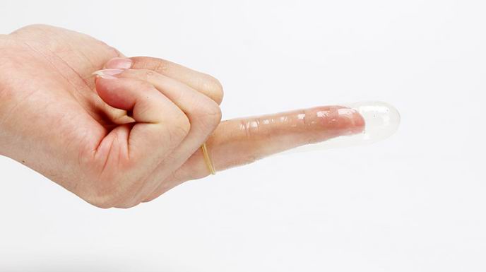 QQ Finger Condom 10s 3